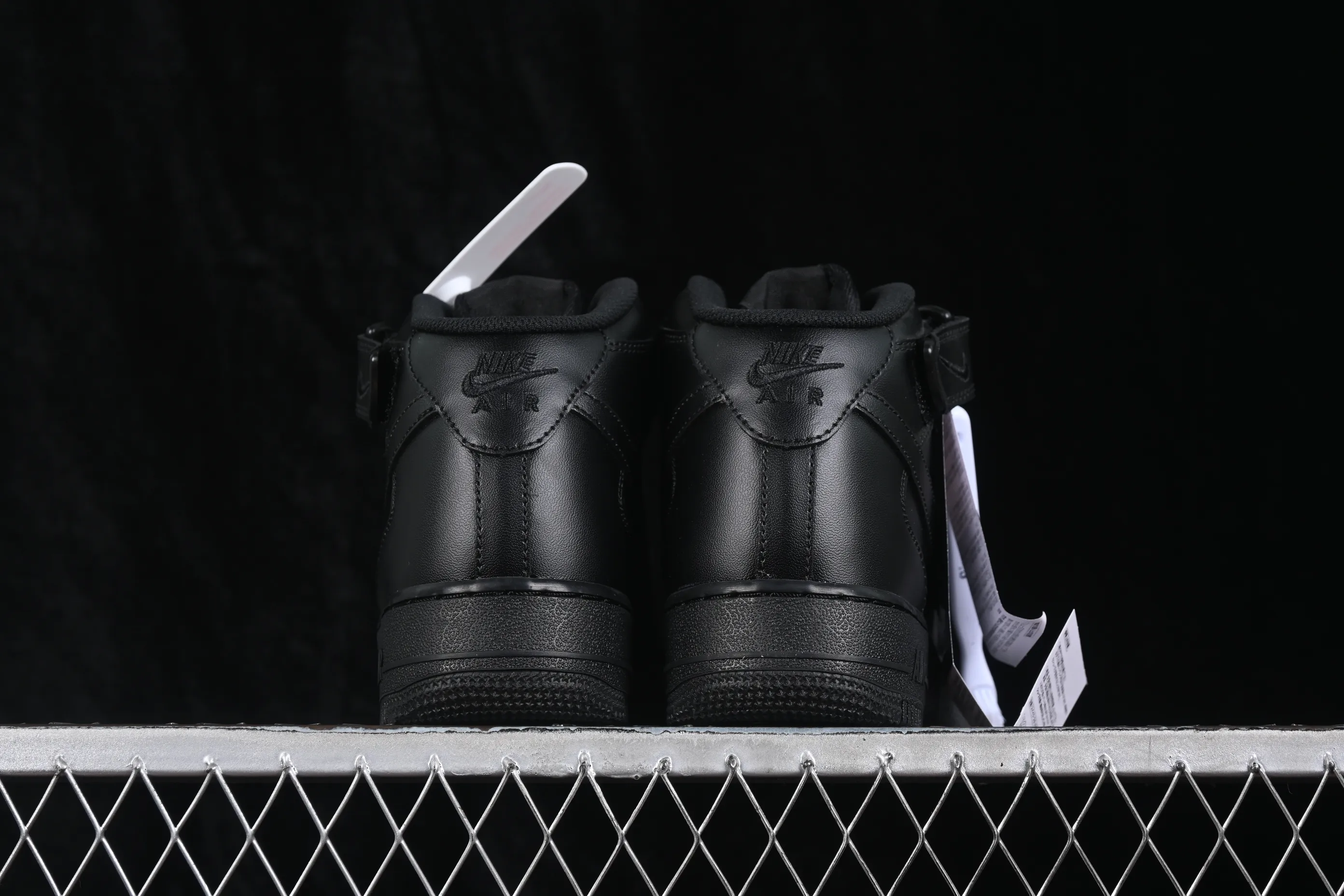 All categories Nk Air Force 1 Air Force series Nk Air Force 1 Mid Air Force mid-top Nike Air Force 1'07 Mid Air Force One China all-black casual sneakers CW2289-001